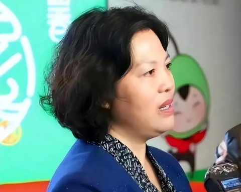 山西女廳官李亞麗不僅貪財(cái),而且好色,包養(yǎng)了23個(gè)。。。(圖2) 640 (2).jpg